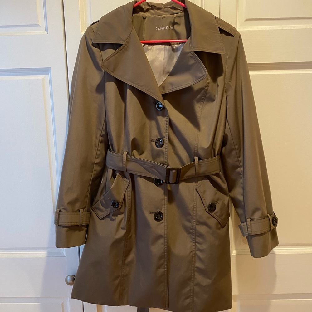 Calvin Klein tan trench coat - size M